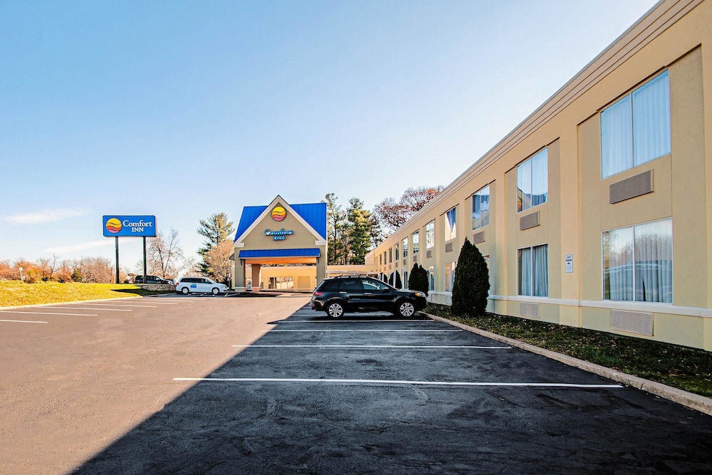 Comfort Inn Falls Church - Tysons Corner 3/35