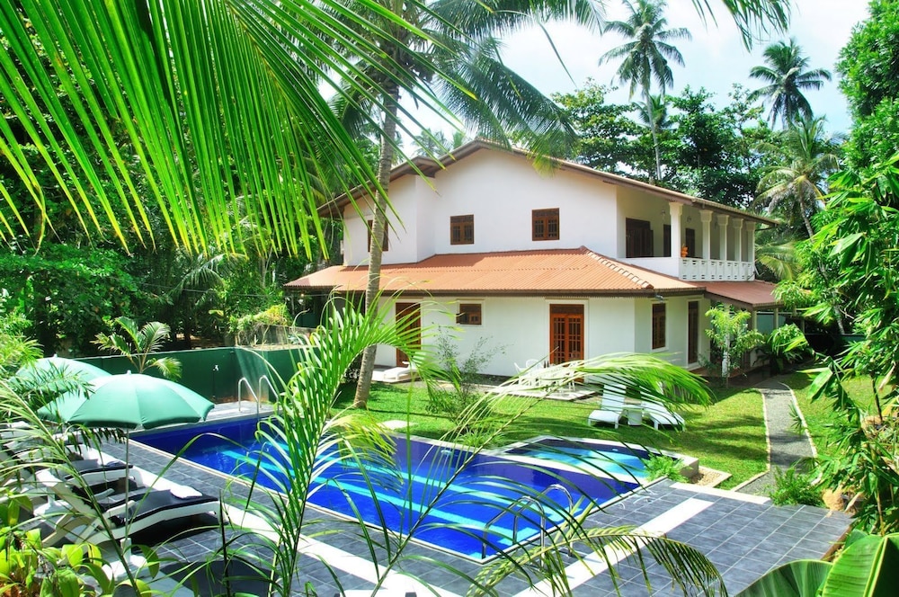 Hikka Villa 25/32
