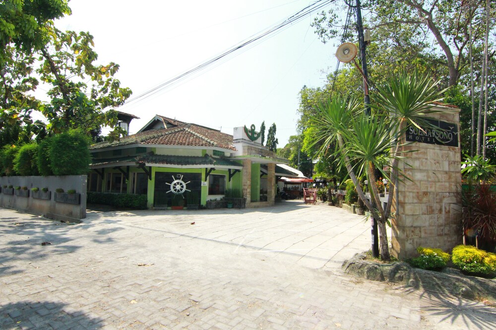 The Soemarsono Hotel 7/36