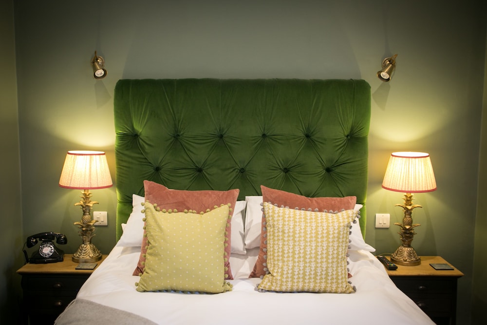 The Stable Courtyard Bedrooms At Leeds Castle 21/44