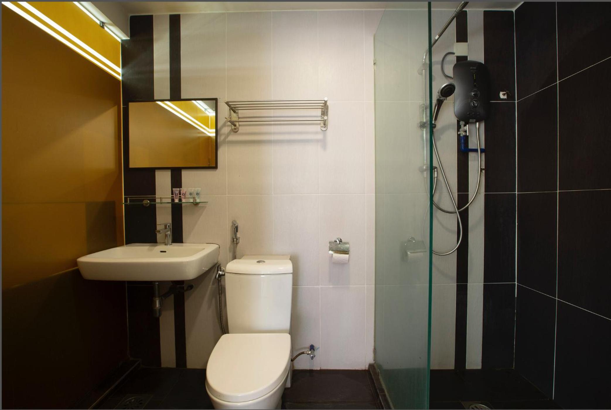 Room, Quadruple