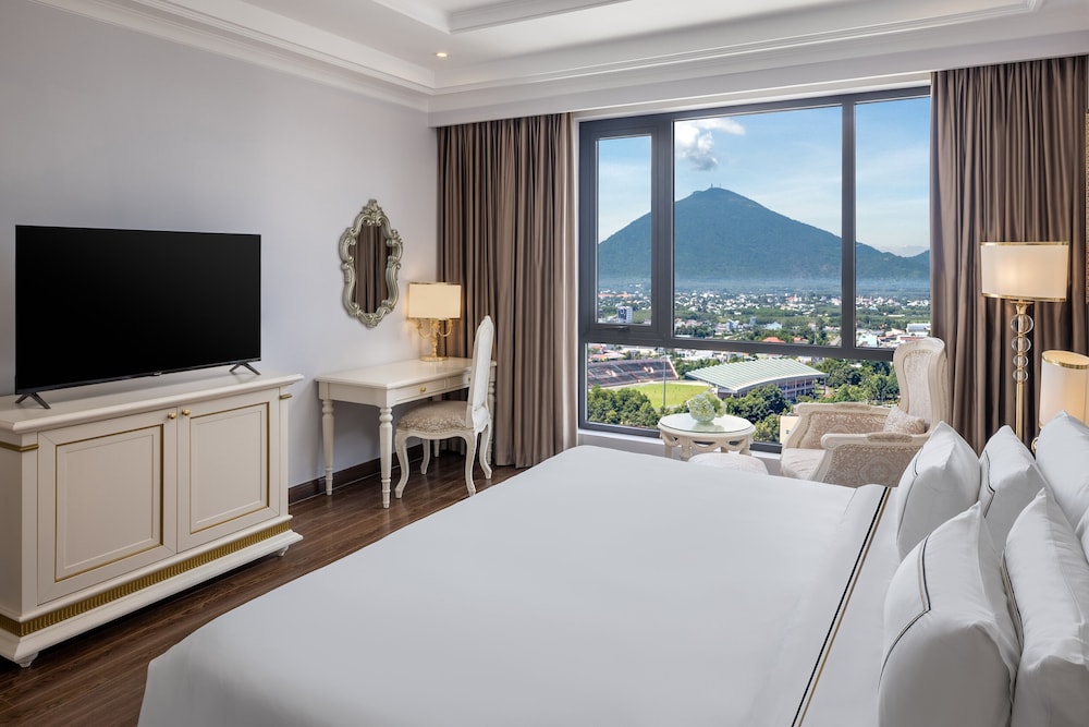 Melia Vinpearl Tay Ninh 6/63