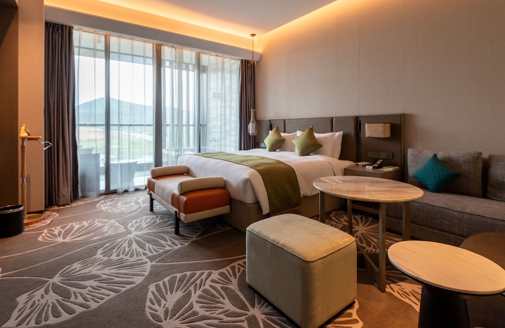 Holiday Inn Resort Maoshan Hot-Spring 46/69