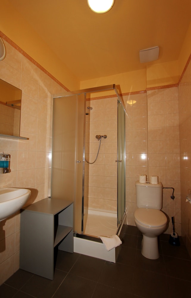 Hotel Zlata Vaha 11/65