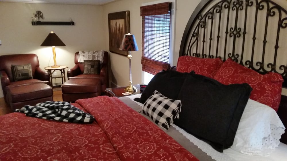 Inn at Clearwater Pond 31/51