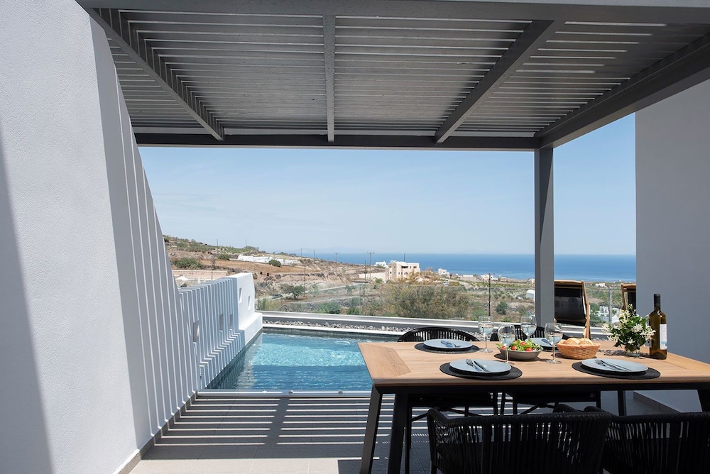 Valery Suites 22/54
