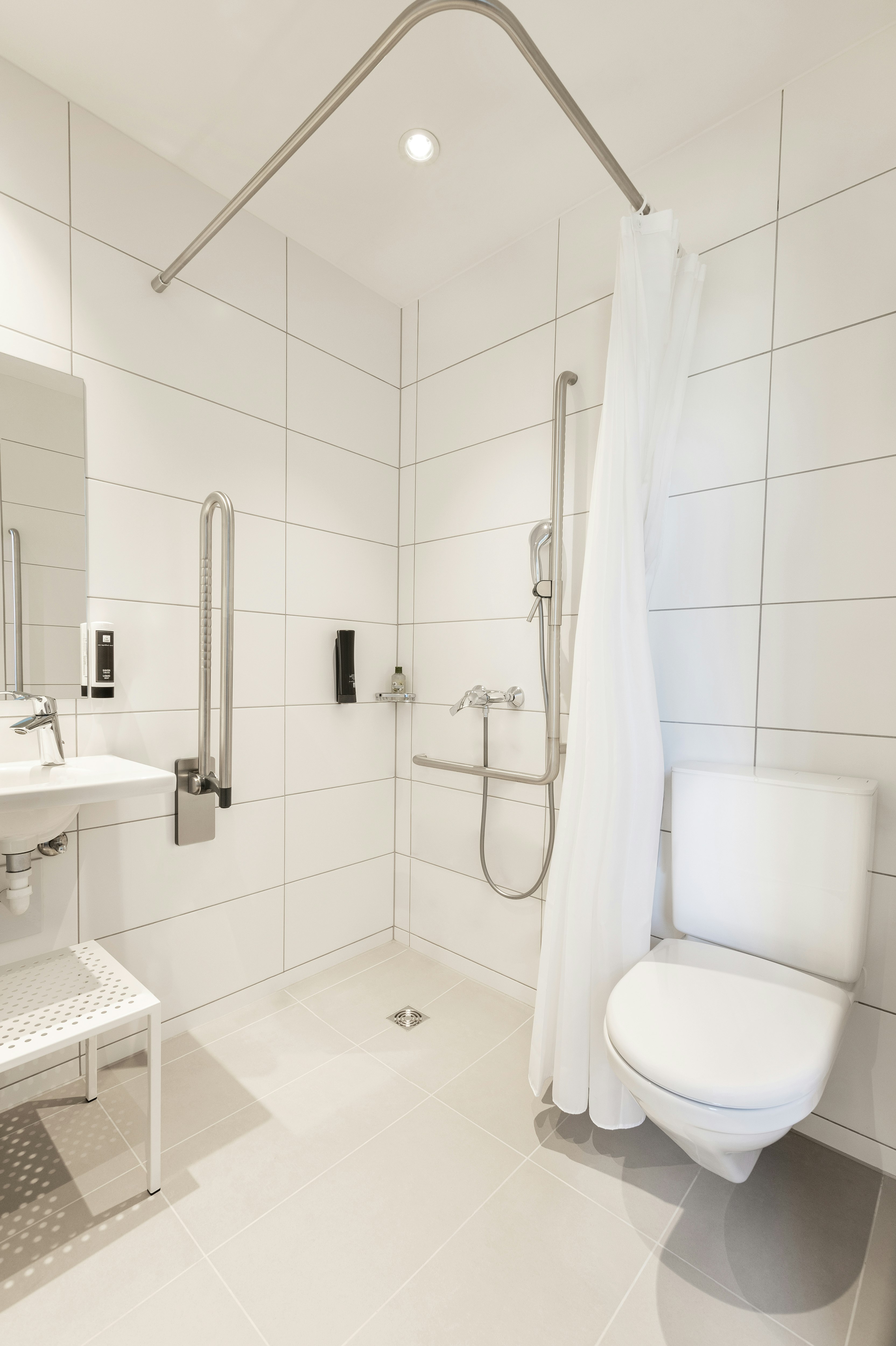 B&B Hotel Basel 17/20