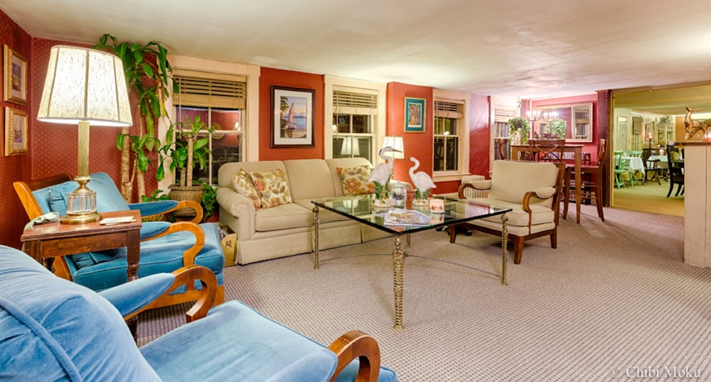 Follansbee Inn 47/72