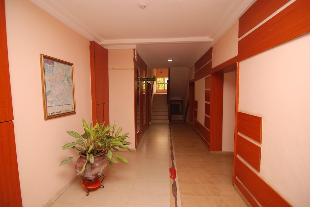 Hotel Rosebud 9/50
