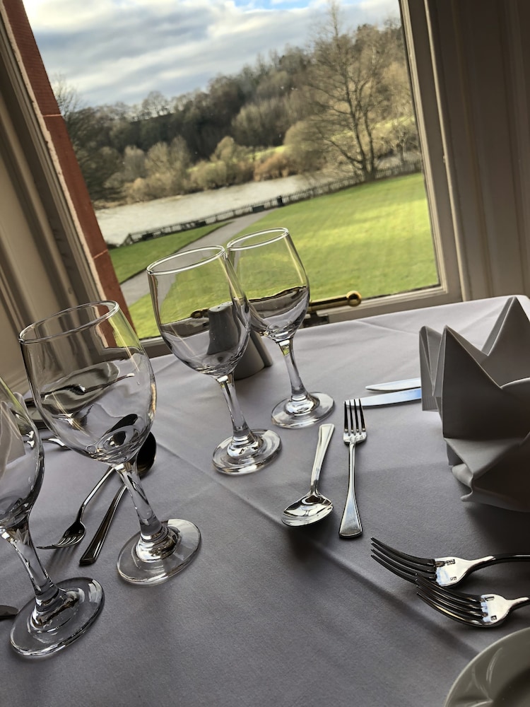 DRYBURGH ABBEY HOTEL 59/72