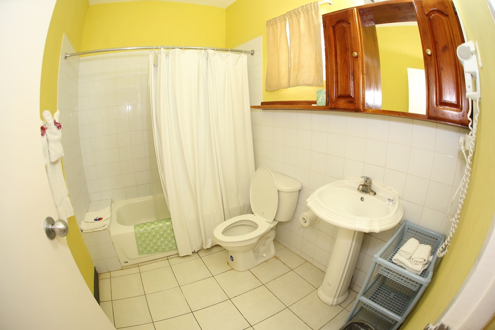 Seastar Inn 23/25