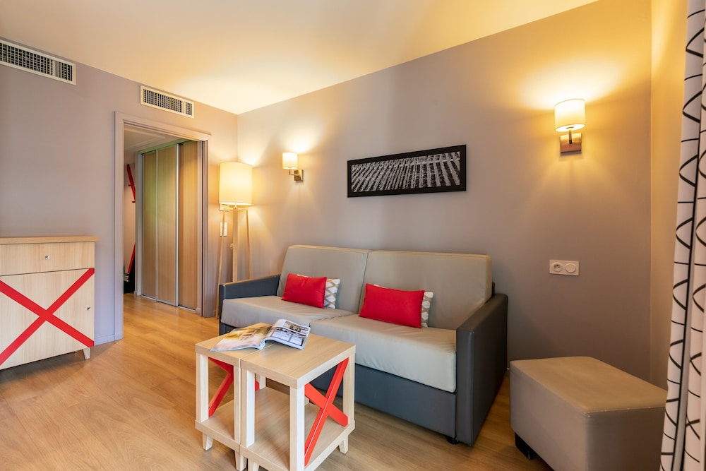 Residence La Petite Venise 38/71