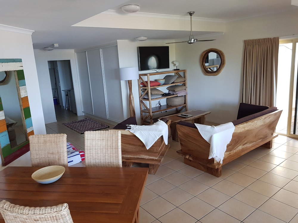 Rose Bay Resort 36/70