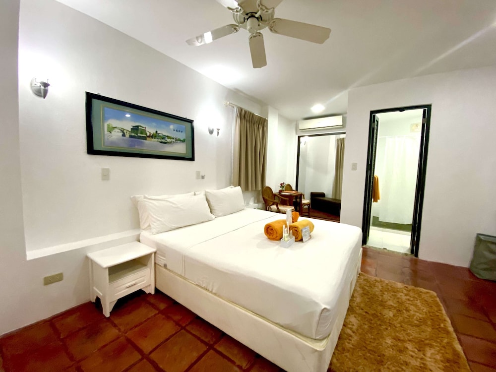 غرفة قياسية بسرير كوين، Lalaguna Villas Luxury Dive Resort & Spa 8/10