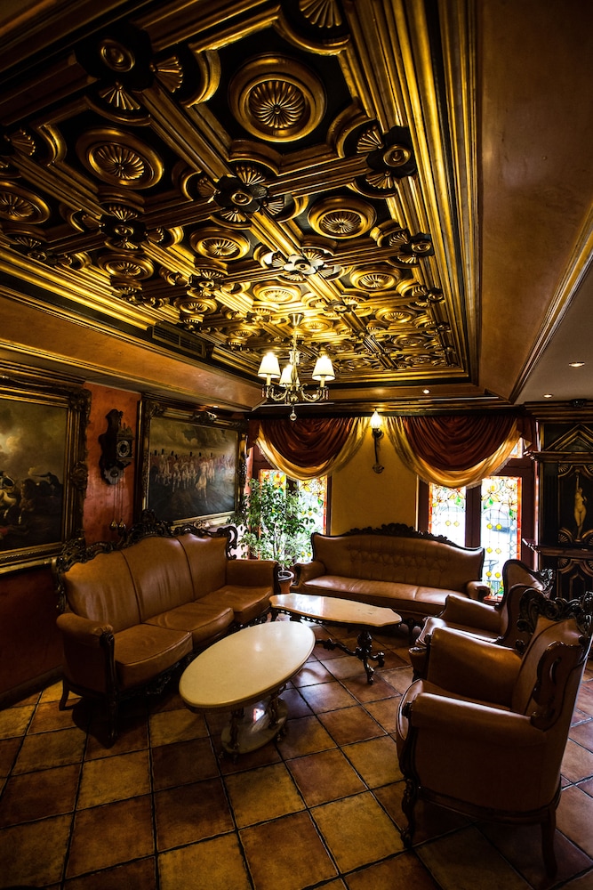 Ambassador Hotel 7/50
