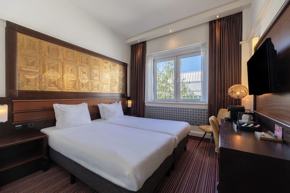 Amrath Hotel DuCasque 27/71