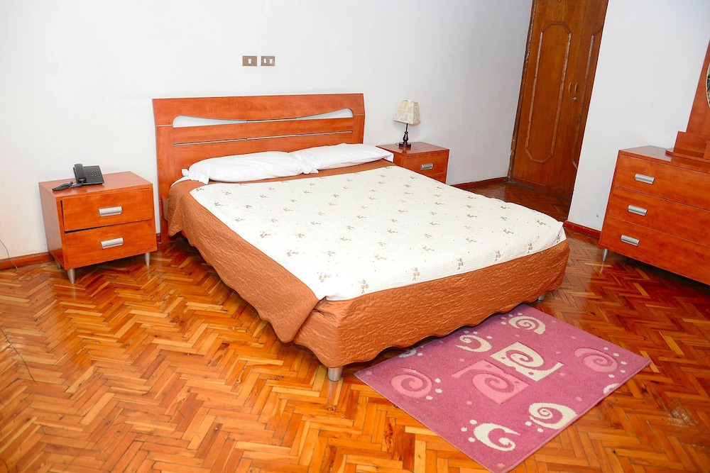 Yeka Guest House 8/36