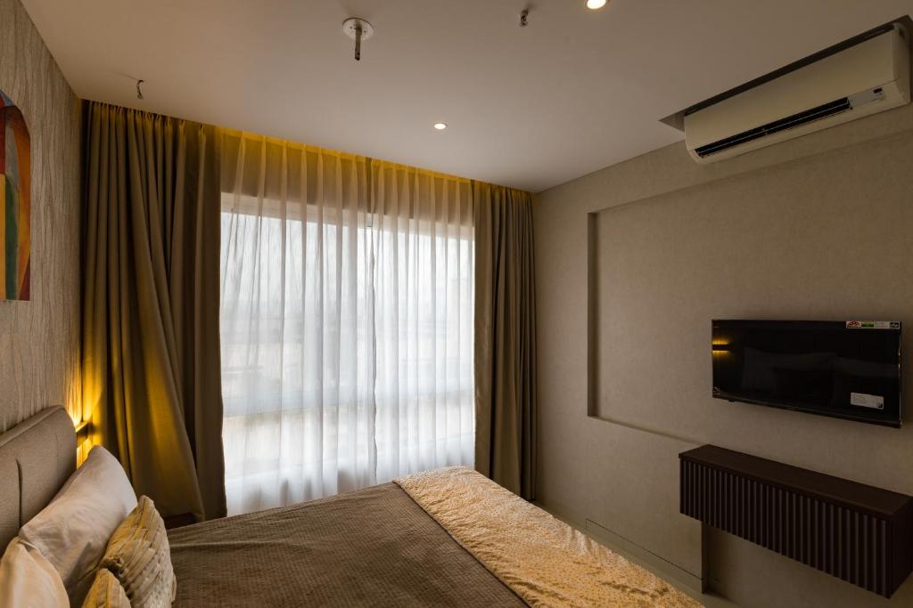 AR Suites Jewels Royale - Koregaon Park NX 14/31