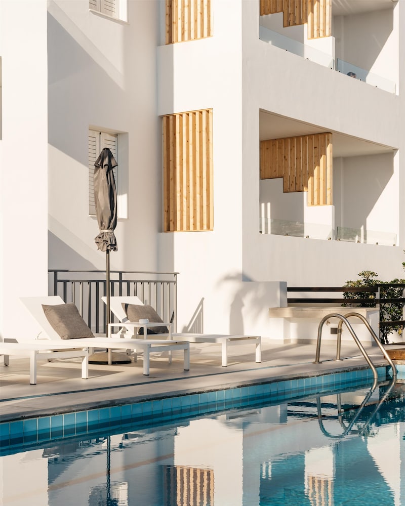 Petradi Beach Lounge Hotel 23/50
