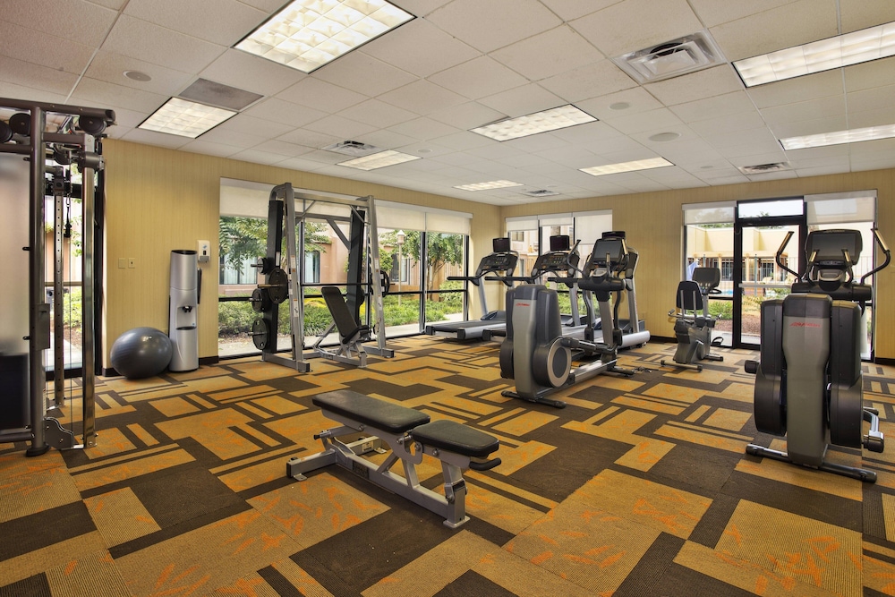Courtyard By Marriott Gulfport Beachfront 17/45