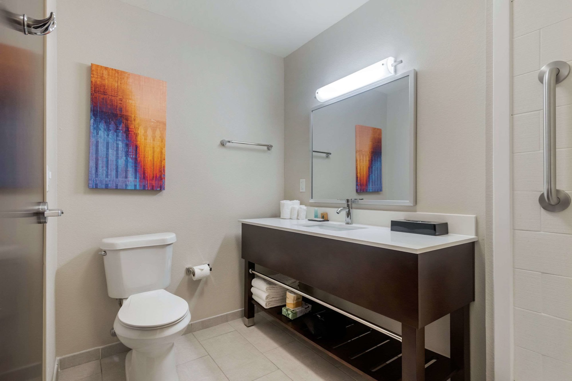 Efficiency, Suite, King Bed, Sofa, Accessible
