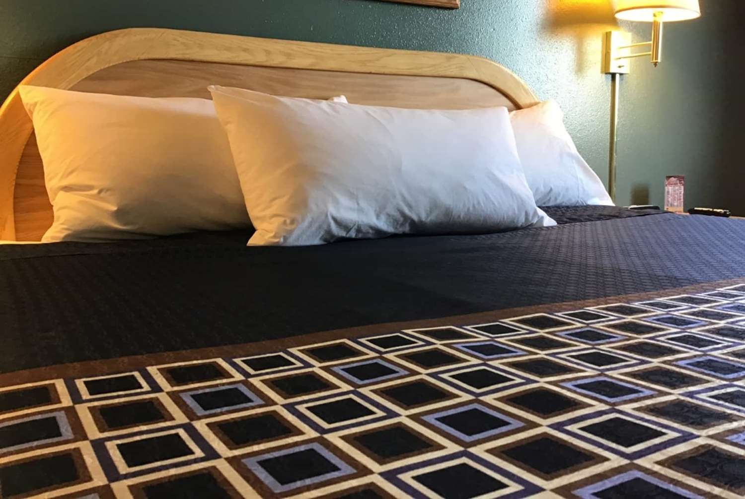 Travelodge by Wyndham Worland 15/24