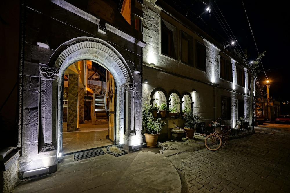 Goreme Valley Cave House 37/50