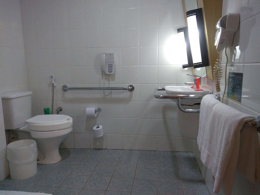 Ibis Santos Gonzaga 21/75