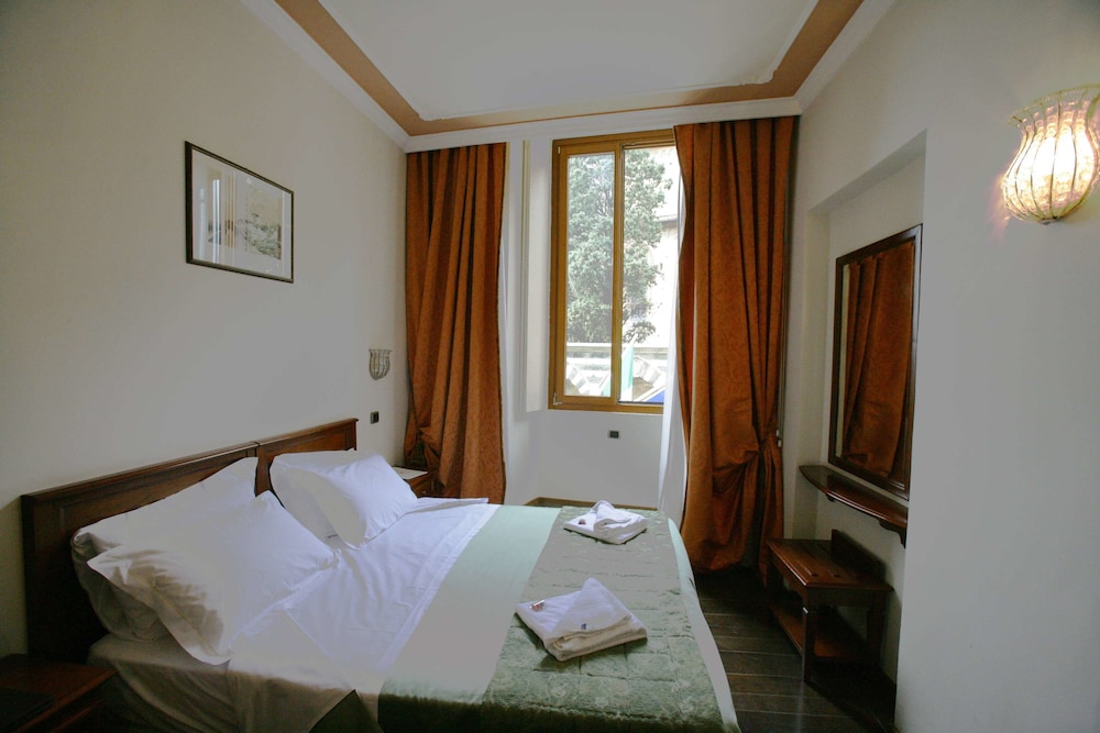 Hotel Domus Florentiae 19/68