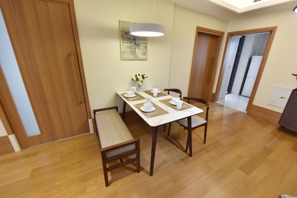 Green Court Place Jin Qiao Middle Ring Shanghai 31/50