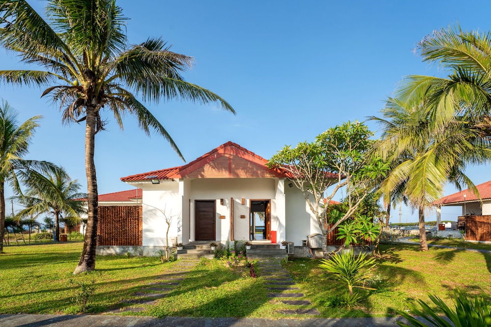 Tam Thanh Beach Resort & Spa 37/47