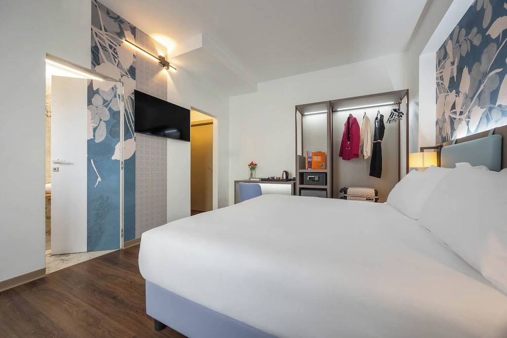 Hotel Castello 12/48