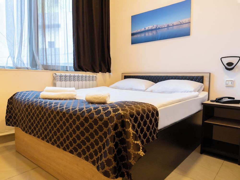 Comfort Hotel 16/50