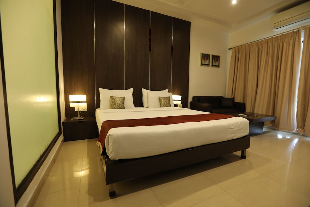 The New Marrion Hotel 14/44