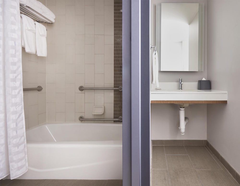 Hyatt Place New York/Yonkers 66/66