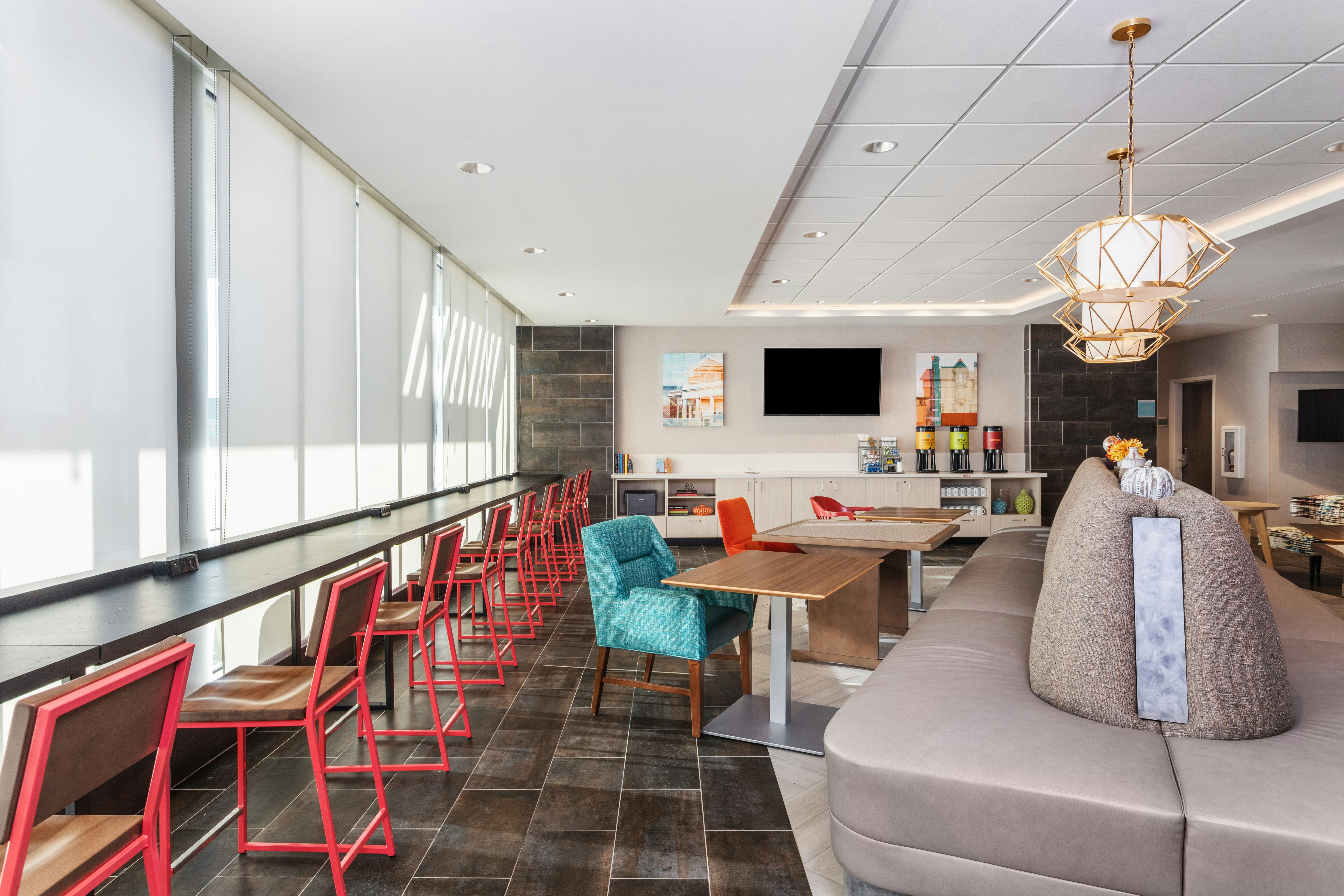 Home2 Suites by Hilton Cedar Rapids Westdale 14/17
