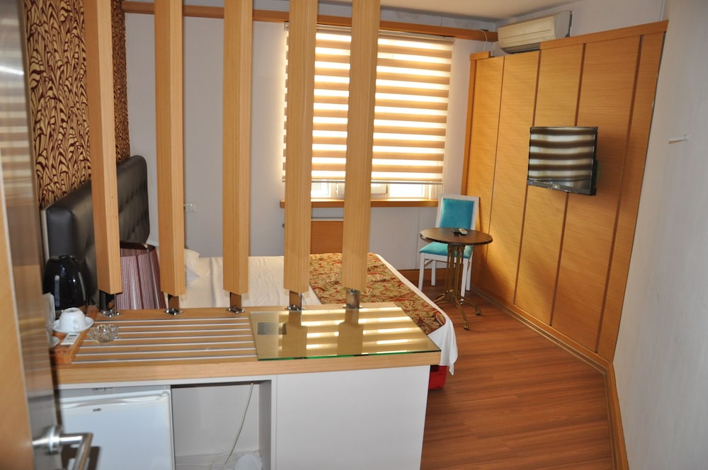 Istcity Hotel 44/47