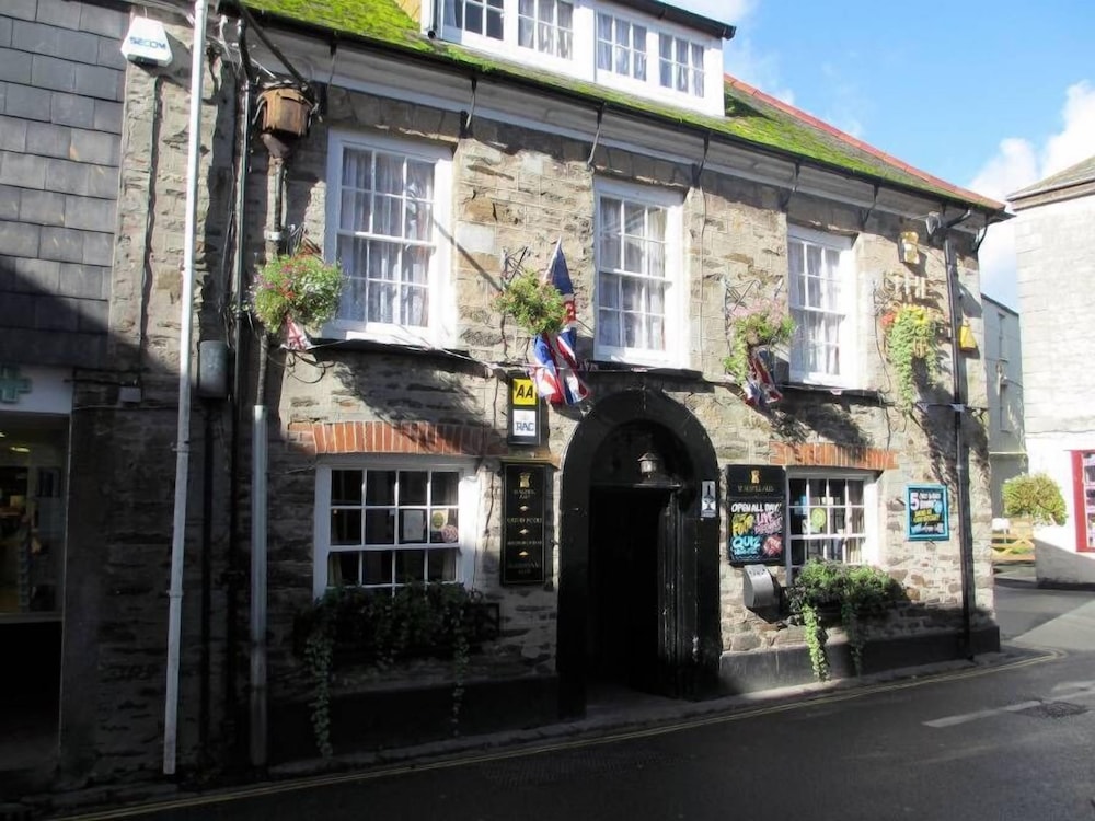 The Ship Inn 45/51