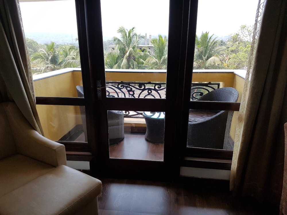 De Alturas Resort 59/82