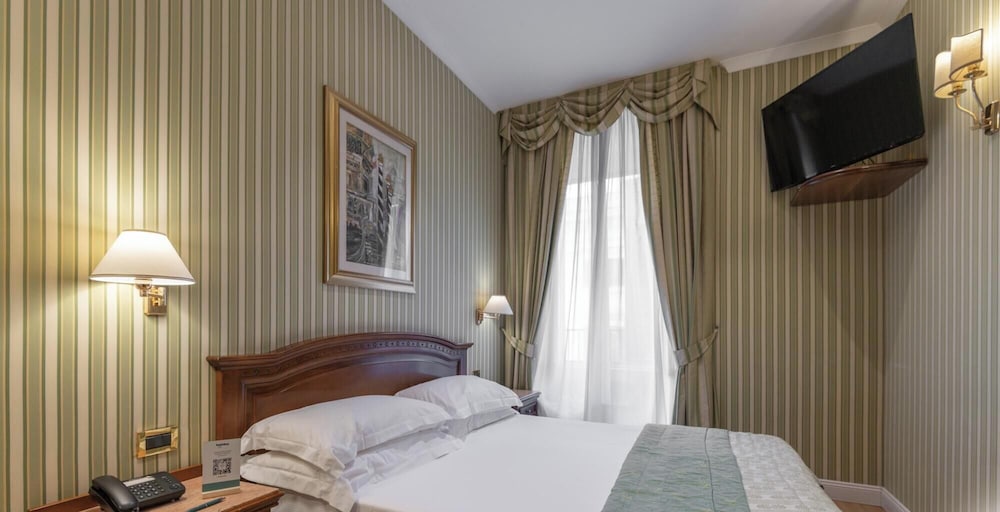 HOTIDAY Room Collection - Roma Porta Pia 24/50
