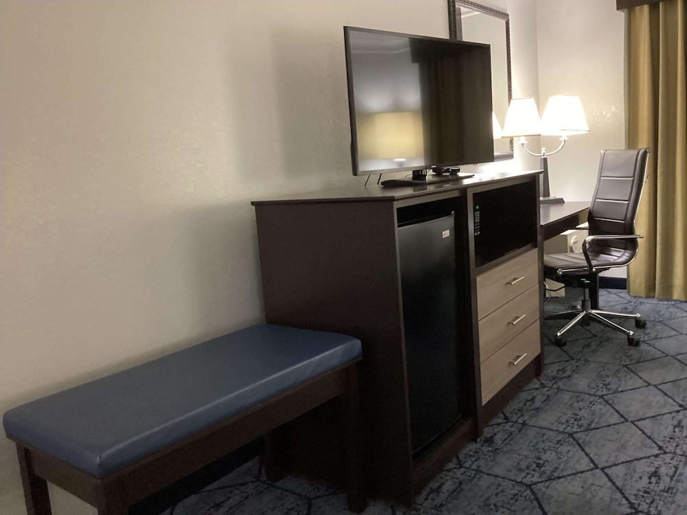 Best Western Slidell Hotel 26/29