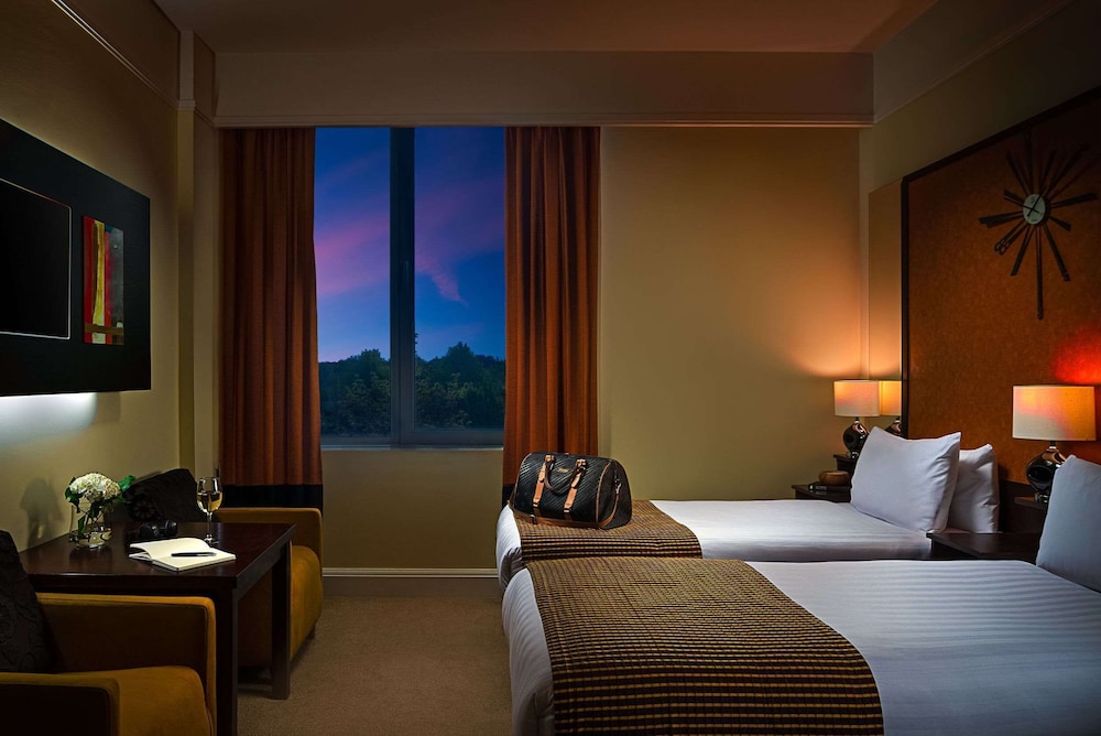 Carlton Hotel Blanchardstown 14/49