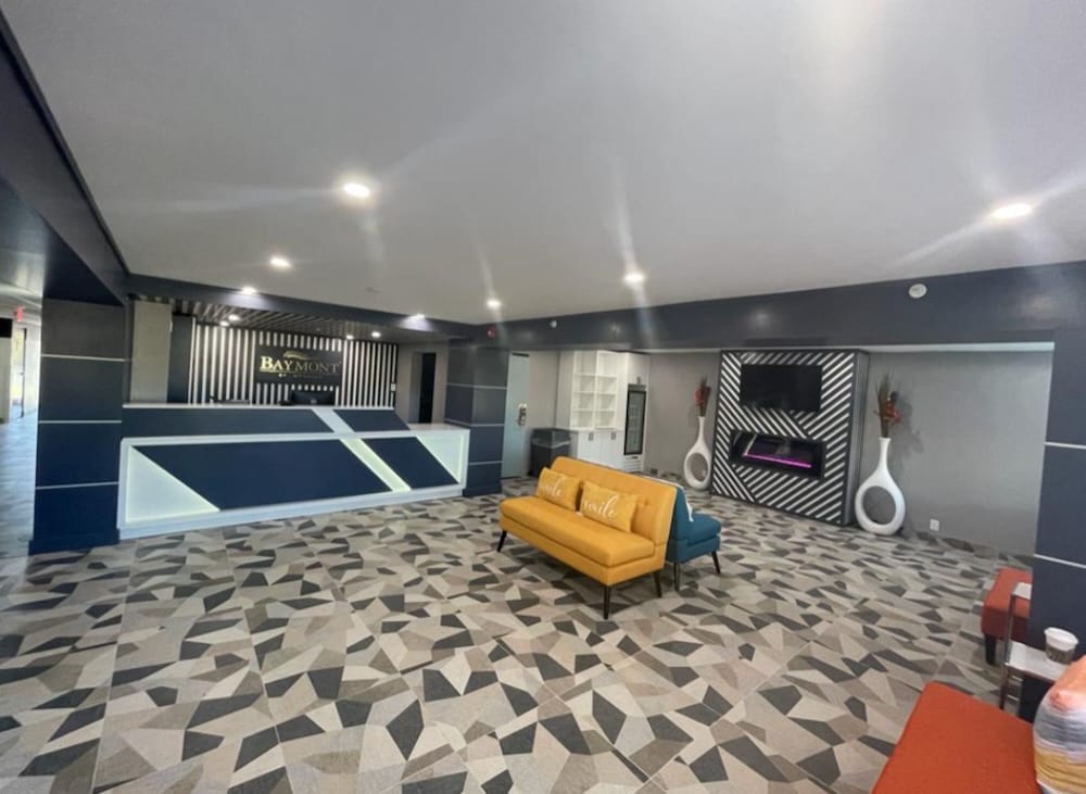 Baymont by Wyndham East Ridge 41/49