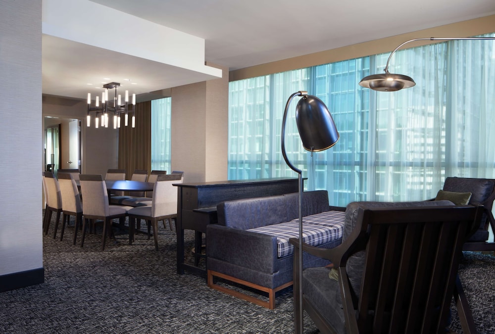 The Porter Portland Curio Collection By Hilton 35/67