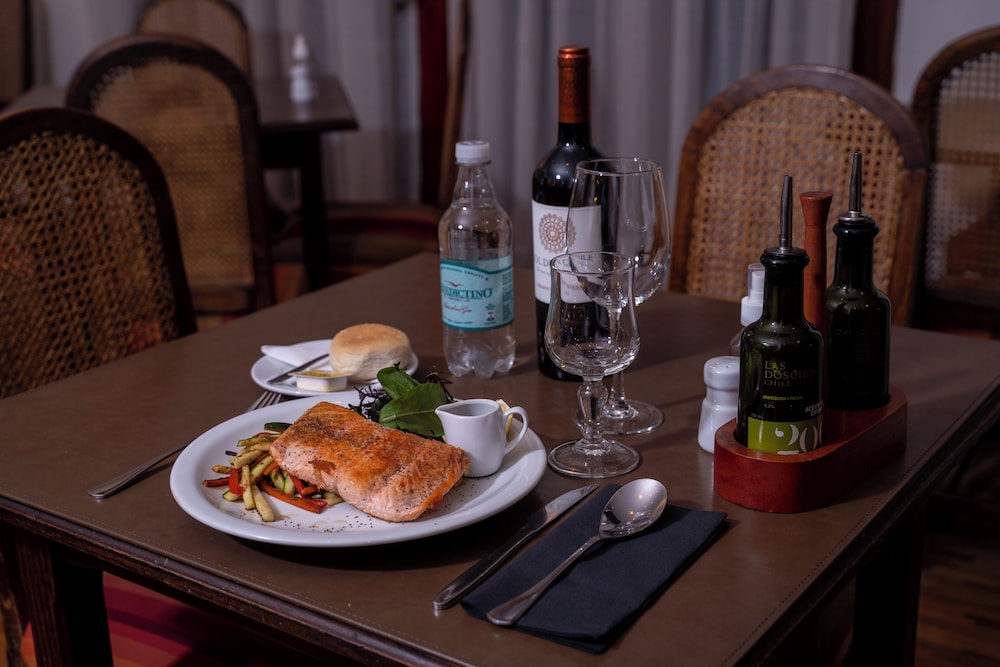 Hotel Presidente (ex. Presidente Hotel Santiago) 44/60