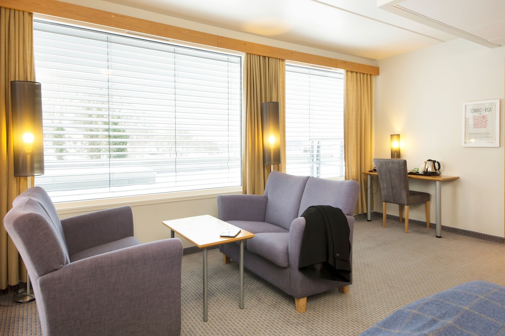 Home Hotel Grimstad 41/61