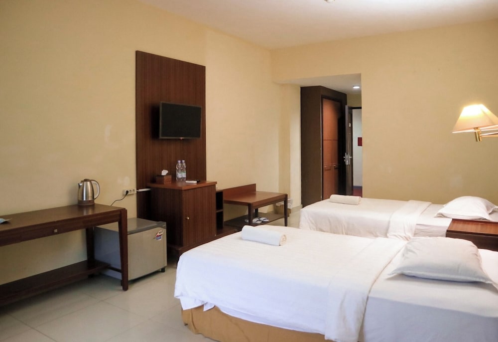 HOTEL MARIAT SORONG 26/54