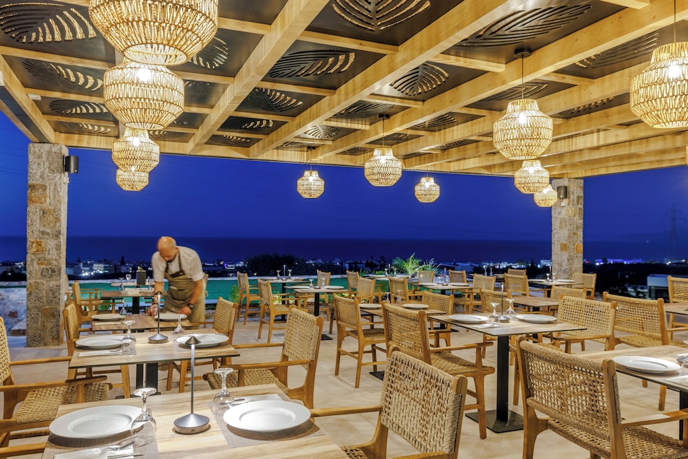 Deos Luxury Suites 33/50