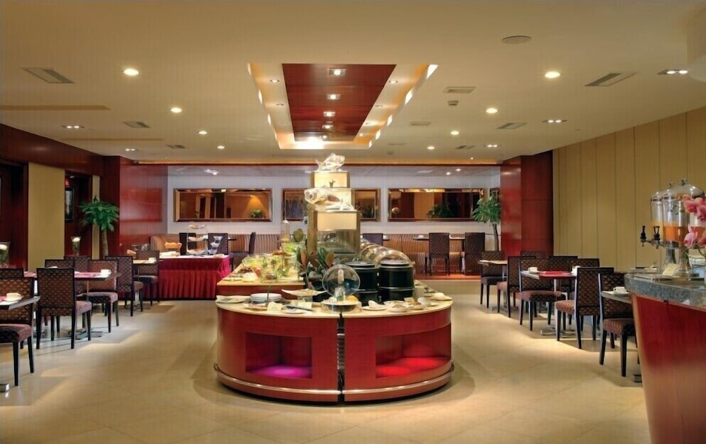 Yuloon Hotel Shanghai 30/35