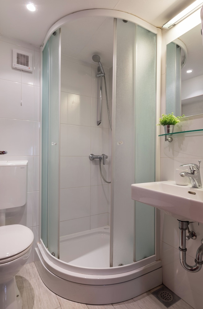 Apartments Ivana 60/63